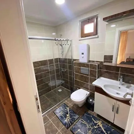 Cheerful 2 Bedroom Private With Pool Ferienhaus