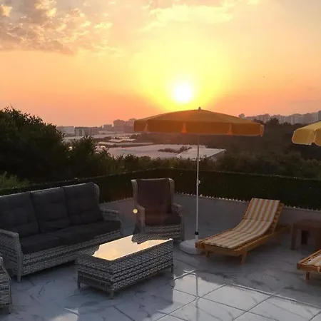 Сasa de vacaciones Cheerful 2 Bedroom Private With Pool