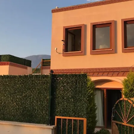 Cheerful 2 Bedroom Private With Pool Ferienhaus Alanya