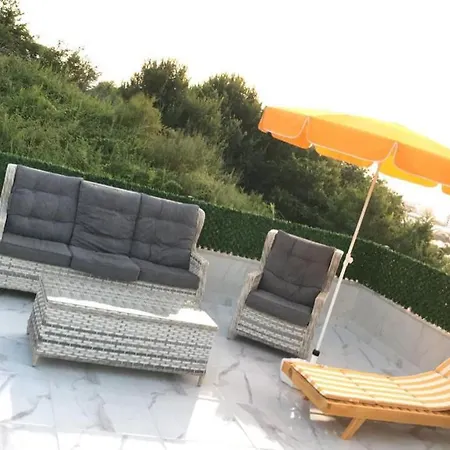 Cheerful 2 Bedroom Private With Pool 度假居